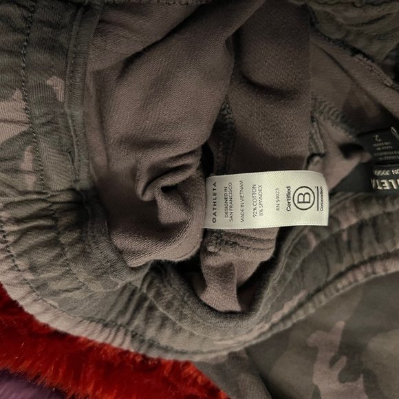 Athleta Farallon Joggers, Camo, Size 2 - Picture 7 of 8
